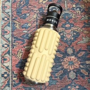 MOBOT GRACE 27oz Foam Water Bottle